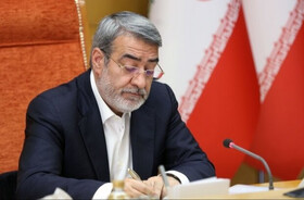 وزیر کشور: امیدبخشی، اطمینان آفرینی و تعهد به آرمان‌های والای جامعه از جلوه‌های عظمت ارتش است
