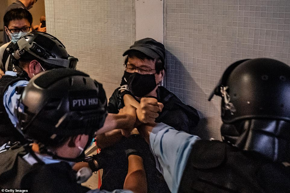 بازگشت معترضان ضددولتی به خیابان‌های هنگ‌کنگ
