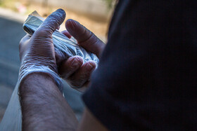 ترس از ویروس کرونا در سطح عمومی جامعه، در چهره‌ و رفتارآدم‌ها، پوشش و کسب و کار آن‌ها به راحتی قابل تشخیص است. 