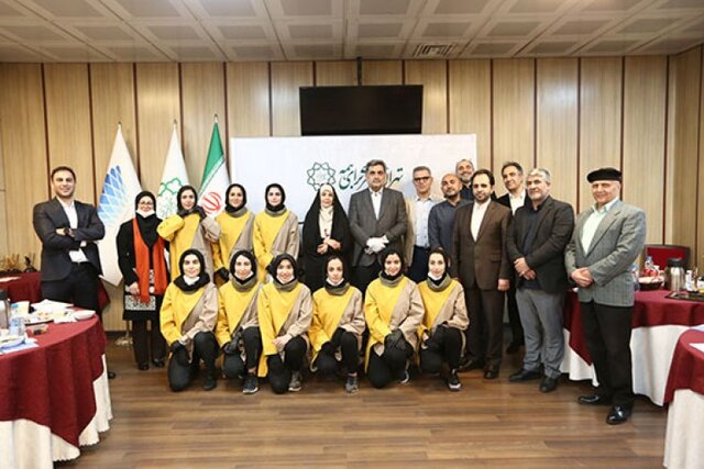 شهردار تهران در روزهای کرونایی به تماشای کدام مستند نشست؟