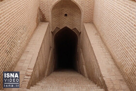 مرمت وبازسازی ١۵ رشته قنات در زاهدان