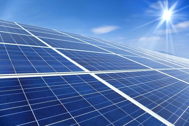 کاهش ۴۰ درصدی مصرف انرژی با پنل‌های خورشیدی