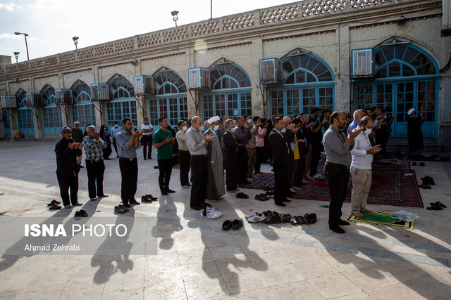 قمی‎ها در 600 مسجد نماز عید فطر خواندند 