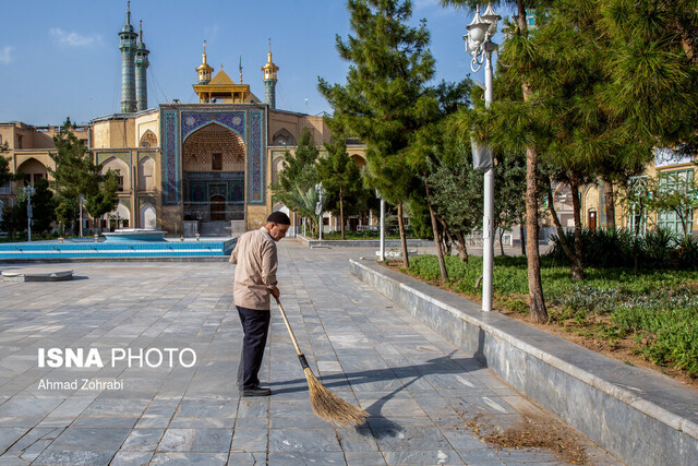 باید دعا کنیم بلا از سر بشریت کم شود