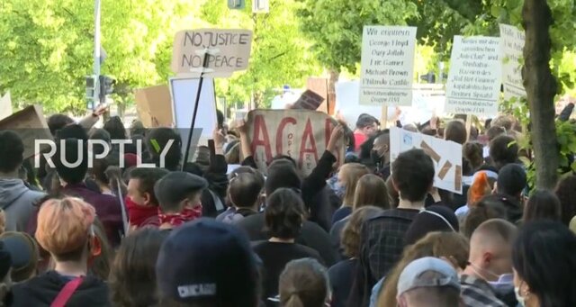 اعتراض علیه رفتارهای نژادپرستانه در آمریکا به آلمان رسید