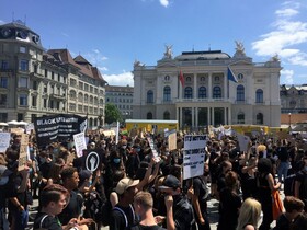 تظاهرات ضدنژادپرستی در زوریخ سوئیس