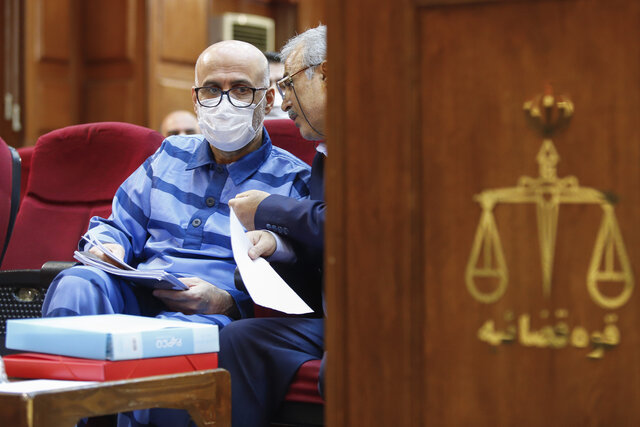 پربازدیدهای حقوقی این هفته؛ بازداشت قاضی منصوری و دادگاه طبری در صدر خبرها