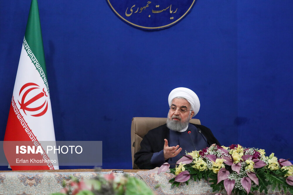 روحانی: دولت خواهان روابط صمیمانه و در چارچوب قانون، با دیگر قواست