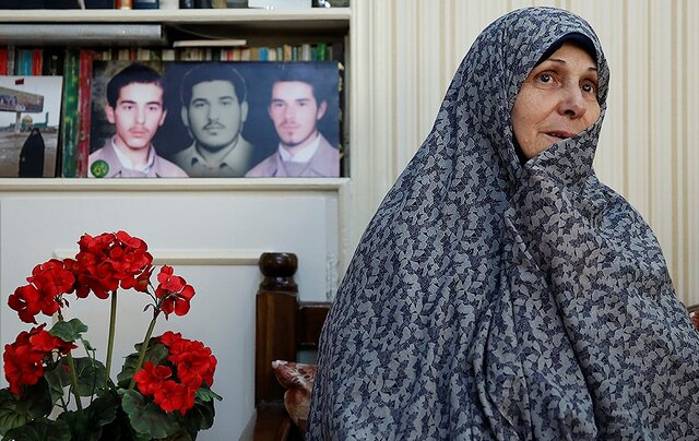 تجدیدبیعت ۲۵ هزار کانون فرهنگی هنری با خانواده شهدا در طرح ملی سه‌شنبه‌های تکریم 