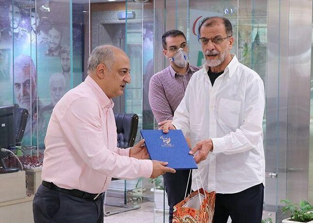 هادی رضایی سرمربی تیم والیبال نشسته و سرپرست کاروان توکیو باقی ماند