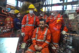 بازدید پرویز فتاح رئیس بنیاد مستضعفان از سکوهای حفاری شناور سحر یک و دو