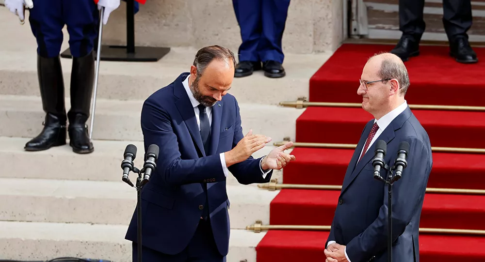 نخست وزیر مستعفی: فرانسه نیاز به دستی قدرتمند و ذهنی باز دارد