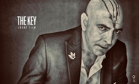 «کلید»؛ قصه ناگفته آدمی که با خود می‌جنگد