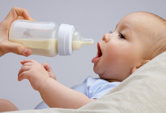 نحوه شیردهی به نوزادان متولد شده از مادران مبتلا به کرونا