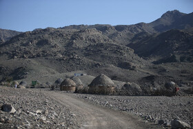 سیستان و بلوچستان در بخش صنعت و معدن،  کمبود‌های جدی دارد، حال آنکه ظرفیت ایجاد معادن در این منطقه وجود دارد و اگر معادنی مانند سیمان در اینجا فعال شود، امکان ایجاد مشاغل زیادی به وجود می‌آید.