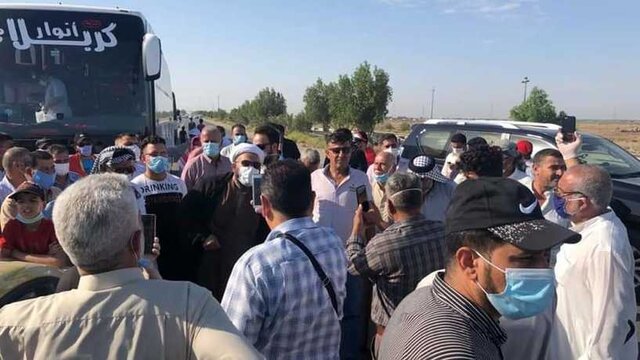 اخباری از کشته و زخمی شدن معترضان مخالف صدام و ممانعت از ورود آنها به بغداد