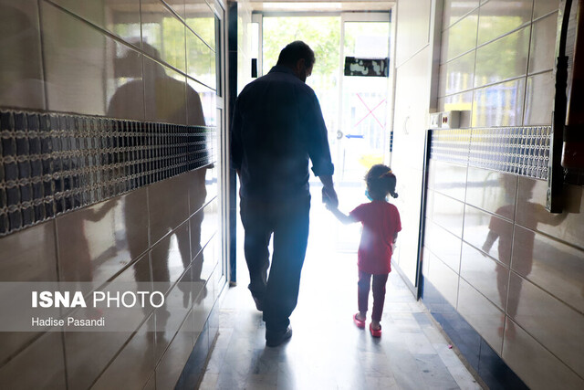بهره‌مندی ۱۳۰ کودک دارای سوءتغذیه اردستان از سبد غذایی
