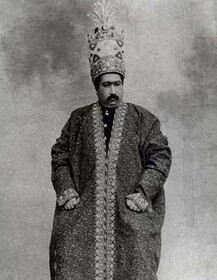 شاهی که گریخت