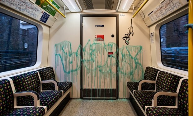 اثر جدید «بنکسی» تحت تاثیر کرونا از مترو لندن سر درآورد