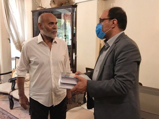 دیداری با جمشید هاشم‌پور