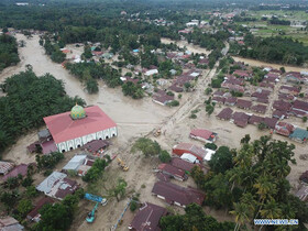 افزایش تلفات سیلاب‌های اخیر اندونزی به ۹۳ کشته و مفقود