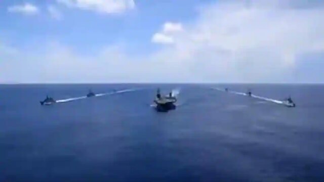 مانور مشترک دریایی هند و آمریکا در اقیانوس هند