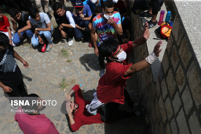 بدلیل کلافگی و خستگی از کرونا بقای خود و عزیزانمان را به خطر نیندازیم