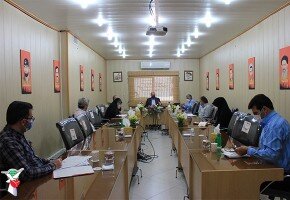 بهره برداری حزبی و جناحی از خانواده شهدا ممنوع بهره برداری حزبی و جناحی از خانواده شهدا ممنوع