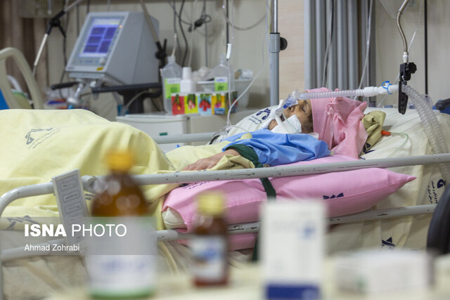 روزانه ۱۰۰ تا ۱۲۰ بیمار کرونایی در بیمارستان‌های همدان بستری می‌شوند