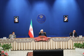 نشست تولیدکنندگان و فعالان صنایع پتروشیمی و فولاد کشور با رییس جمهور