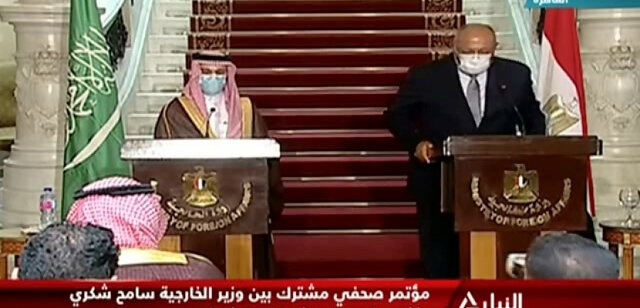 وزیر خارجه عربستان: باید جلوی مداخلات در لیبی را گرفت/ از بیانیه قاهره حمایت می‌کنیم
