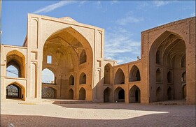 مسجد جامع اردستان؛ دومین مسجد چهارایوانی ایران