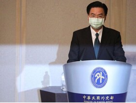 وزیر خارجه تایوان: چین می‌خواهد ما را به "هنگ کنگ بعدی" تبدیل کند