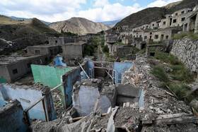 شهرک متروکه معدن نشینان در فاصله ۳۵ کیلومتری جنوب شهرستان آزادشهر در استان گلستان و در مسیر جاده خوشش ییلاق به شاهرود معادن زغال سنگی وجود دارد که در نزدیکی روستا های رود بار و قشلاق واقع شده است.