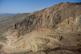 جادهکشیهای متعدد، علاوه بر تخریب پوشش گیاهی، فرسایش خاک و افزایش ریزگرد، احتمال سیل و آلودگی آب را هم در بخش شاهوار بالا برده است، مردم شرق نشین استان سمنان، شاهوار را شاهرگ حیاتی شاهرود، بسطام، مجن، تاش و سایر مناطق شهرستان شاهرود مینامند.