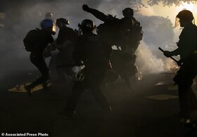 پلیس پورتلند دوباره وضعیت "شورش" اعلام کرد