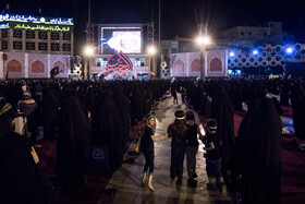 آیین عزاداری شب سوم محرم در میدان امام حسین (ع)