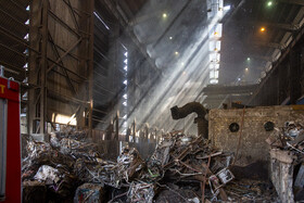 آتش سوزی کارخانه فولاد در شهرک شکوهیه قم