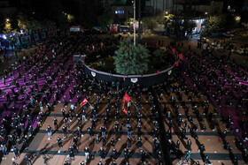 عزاداری شب ششم محرم در میدان فلسطین