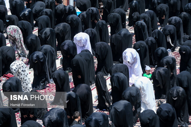 نماز ظهر عاشورا در قزوین هر سال با انسجام بهتری برگزار می‌شود