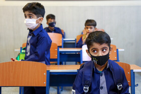 انجام واکسیناسیون دانش‌آموزان در مهر و بازگشایی حضوری مدارس از آبان
