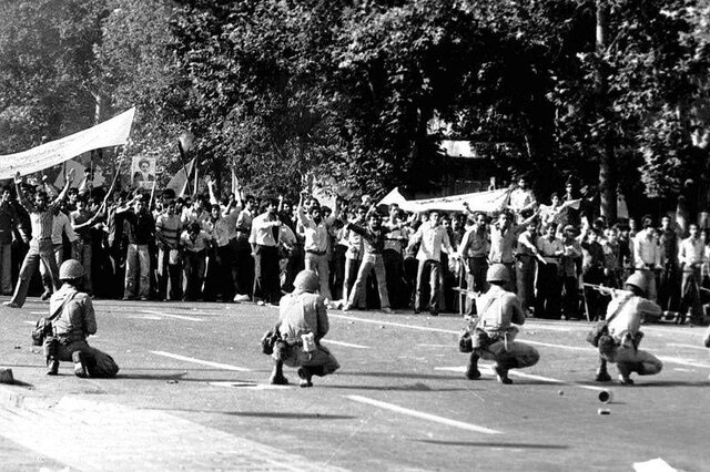 «یادتان نرود که ما یک ۱۷ شهریور داشتیم»