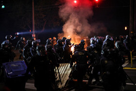 دستگیر شدن حدود ۶۰ معترض در پورتلند آمریکا/ اعلام اصلاحات در پلیس روچستر