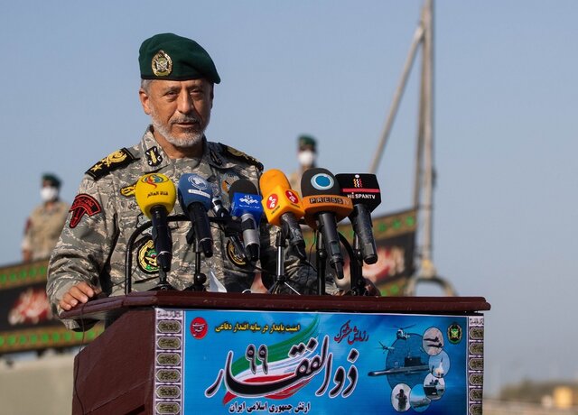 حضور زیردریایی فاتح و پهپاد سیمرغ برای اولین‌بار در رزمایش ذوالفقار 