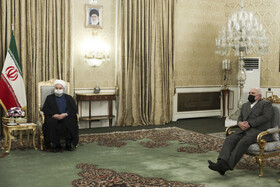 محمدجواد ظریف وزیر امور خارجه و حسن روحانی، رییس جمهوری 
