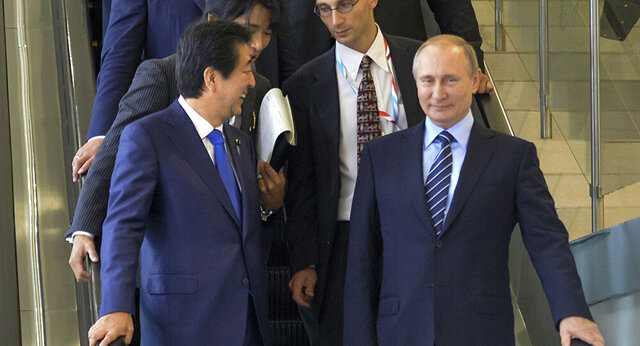 شینزو آبه: ژاپن و روسیه در پاییز ۲۰۱۸ به امضای پیمان صلح نزدیک بودند