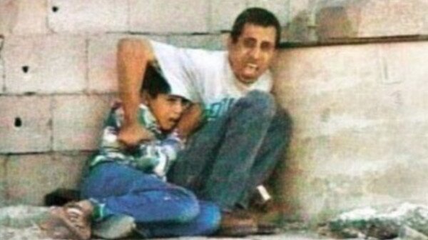 ۲۰ سال از شهادت محمد الدوره، نماد مقاومت فلسطین می‌گذرد/ صحنه‌ای که از ذهن‌ها پاک نمی‌شود