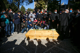 مراسم خاکسپاری پیکر محمدرضا شجریان در محوطه آرامگاه فردوسی واقع در توس