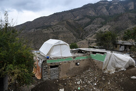 وضعیت اسکان مردم روستای قورچای، شهرستان رامیان استان گلستان یک ماه پس از  وقوع زلزله