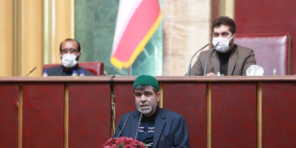 برای اطلاع از مشکلات، برخی مسئولان از پشت میزشان بلند و پیش مردم بروند